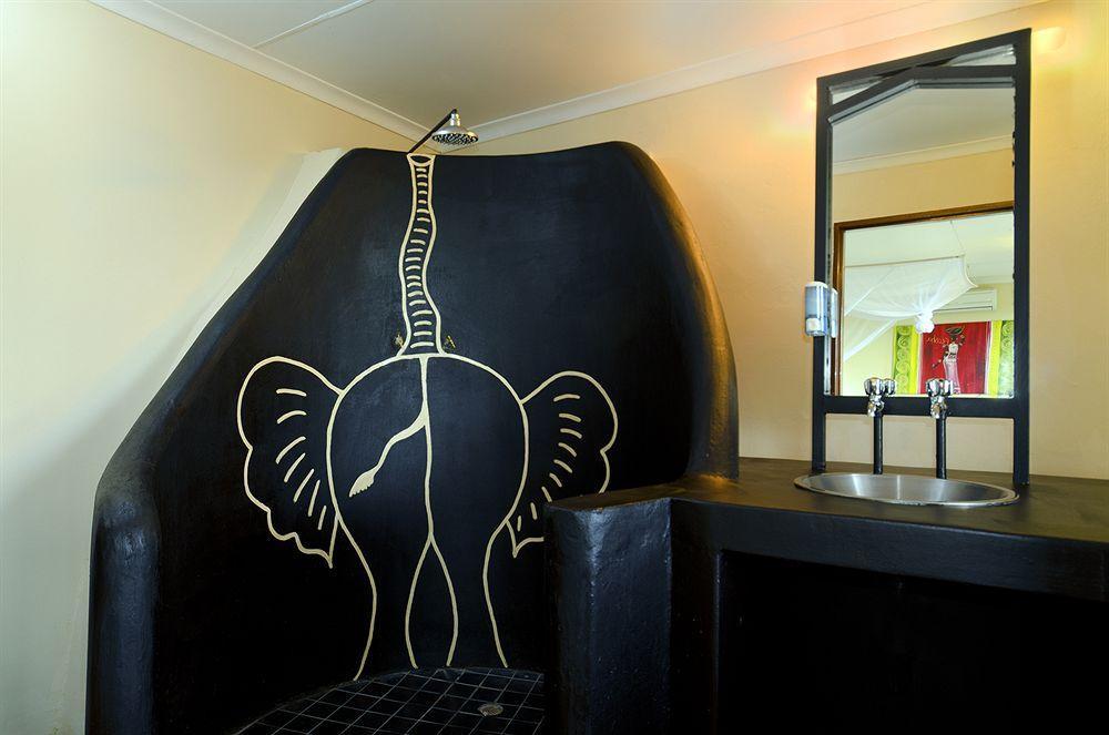 Gondwana Etosha Safari Camp Villa โอเคาเควโย ภายนอก รูปภาพ
