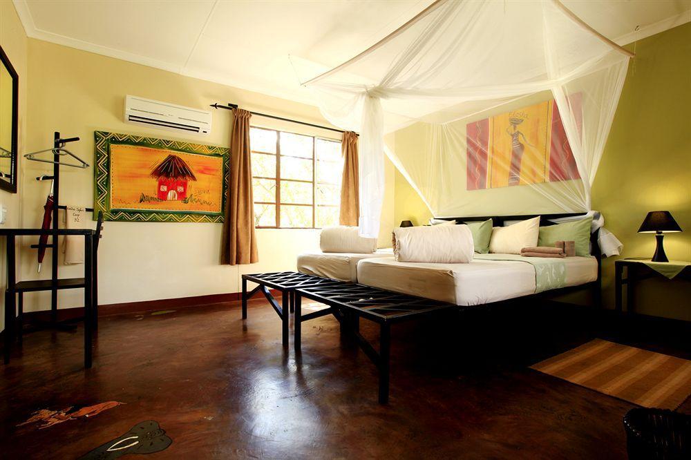 Gondwana Etosha Safari Camp Villa โอเคาเควโย ภายนอก รูปภาพ