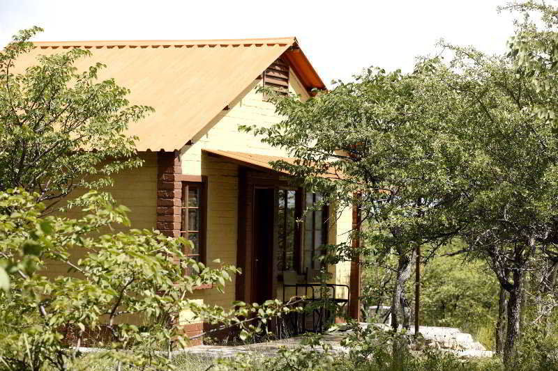 Gondwana Etosha Safari Camp Villa โอเคาเควโย ภายนอก รูปภาพ