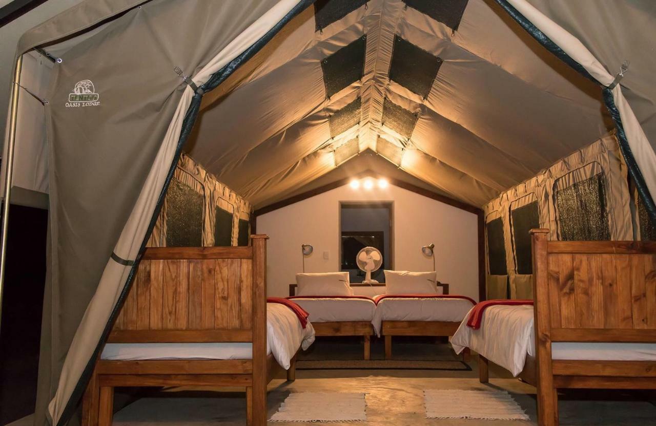 Gondwana Etosha Safari Camp Villa โอเคาเควโย ภายนอก รูปภาพ