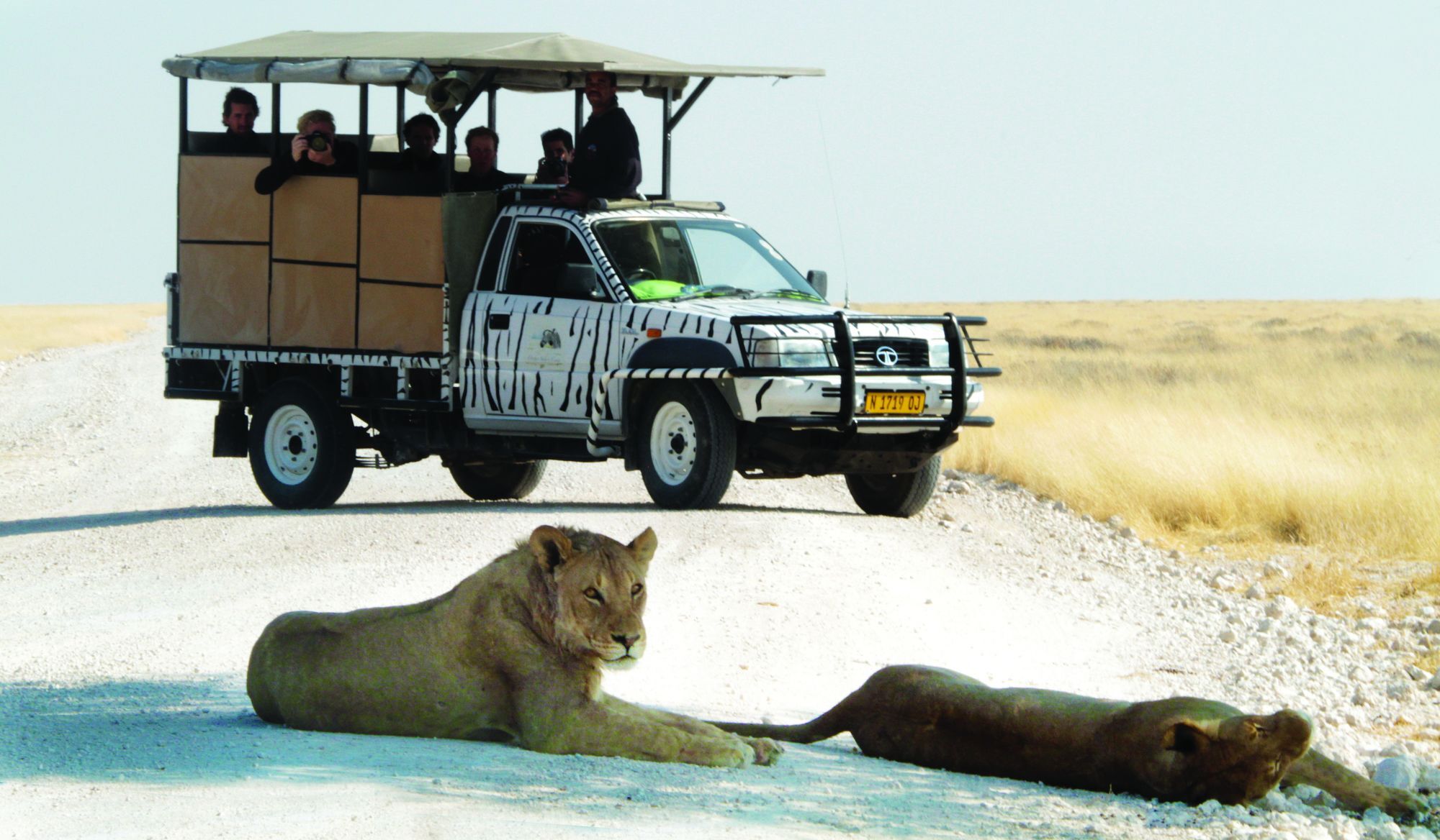 Gondwana Etosha Safari Camp Villa โอเคาเควโย ภายนอก รูปภาพ